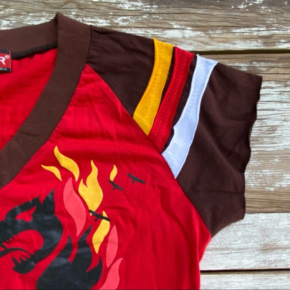 Red Y2K dragon tshirt with flames and striped, Size XS, NWOT - Picture 6 of 9